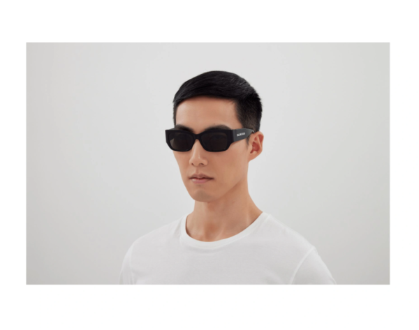 Balenciaga BB0330SK-003 54mm - Image 4